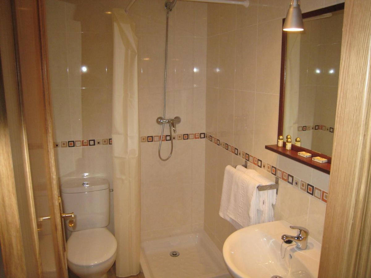 Hostal Alfajarin El Burgo de Ebro Quarto foto